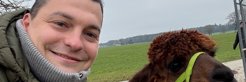 Alpaka-Wanderung bei der OCG Weihnachtsfeier 2024