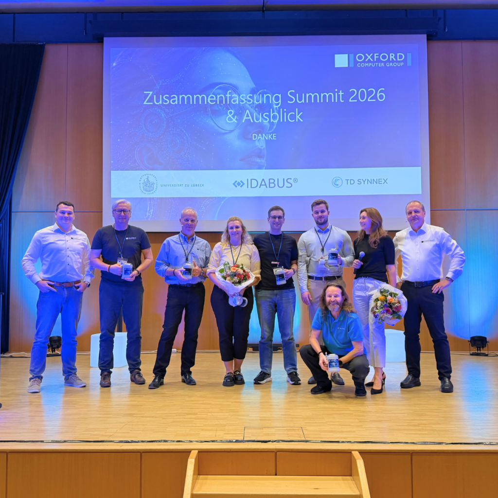 Closing ceremony of the Security & Efficiency Summit 2026, with speakers and organisers together on stage in Erding